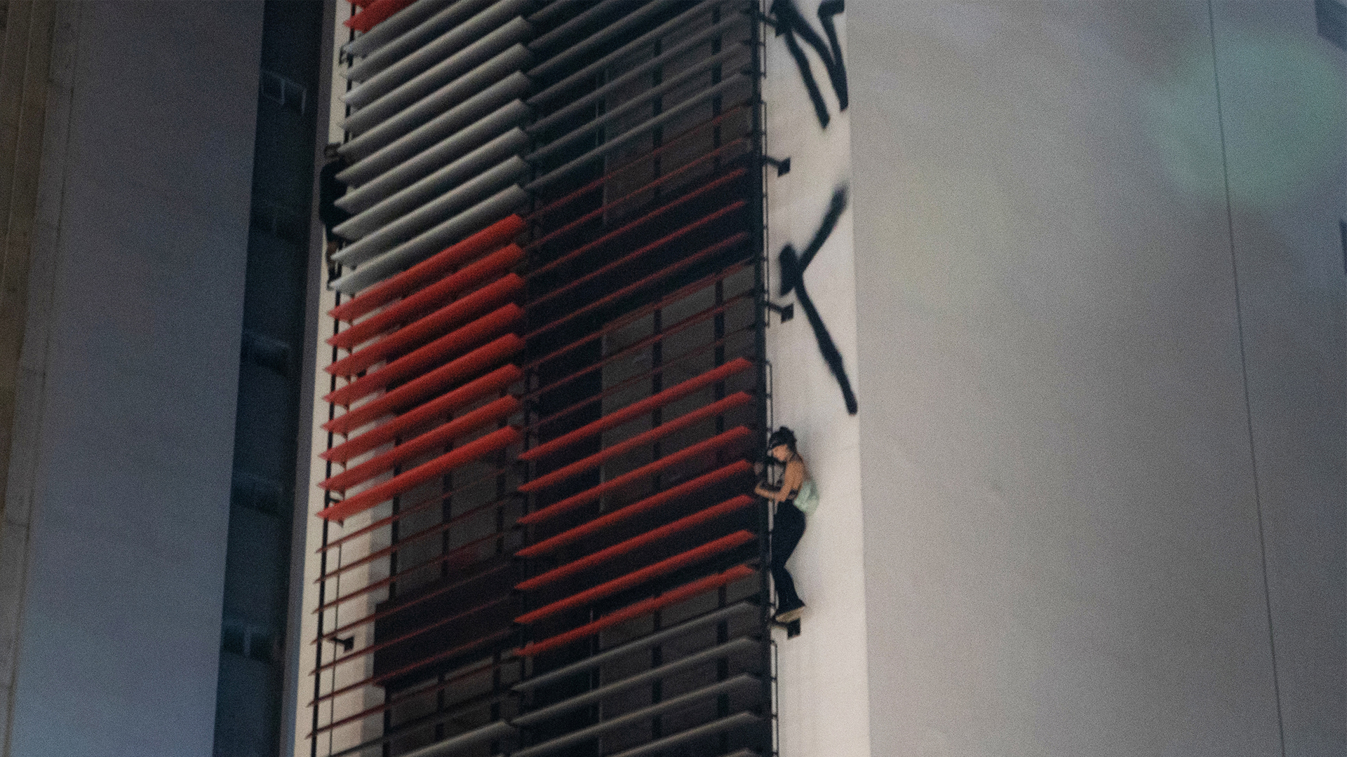 Mulheres pixadoras quebram a barreira de g&ecirc;nero nas ruas