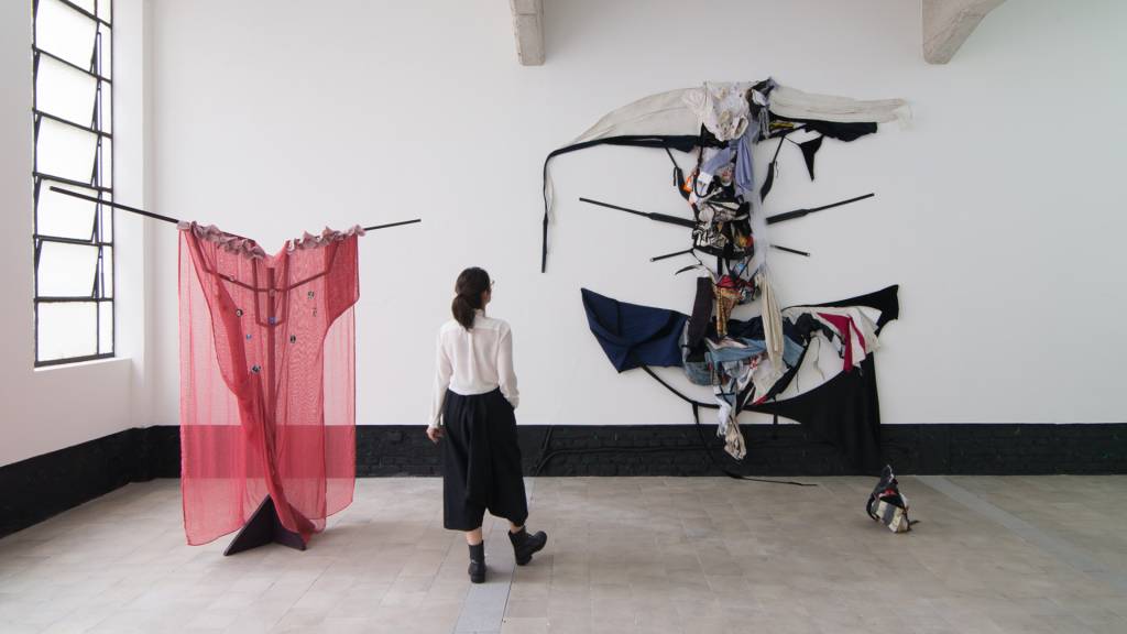 “Disfuncional” e a roupa além da moda